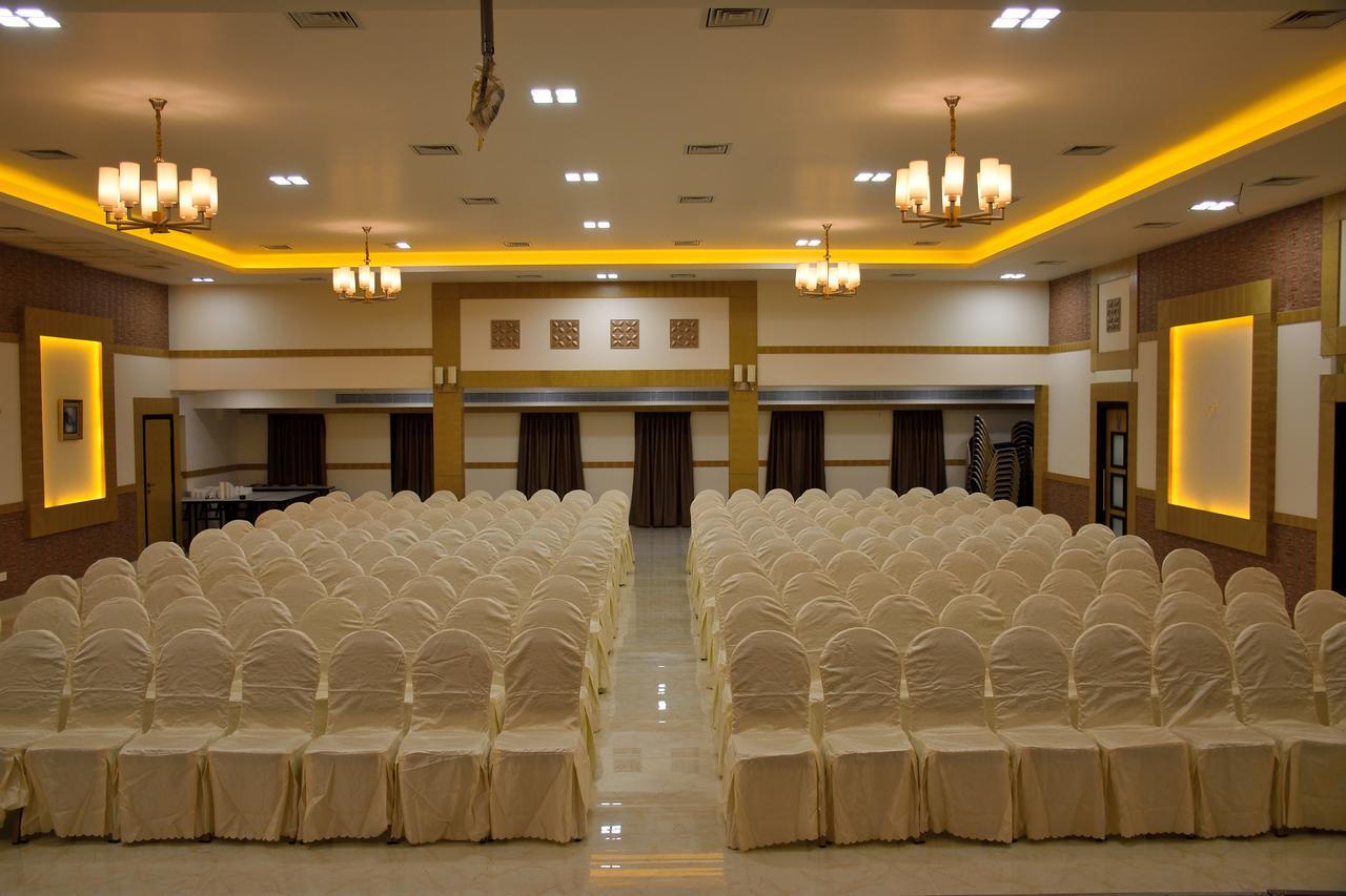 Hotel Laya Inn Ariyalur Eksteriør bilde
